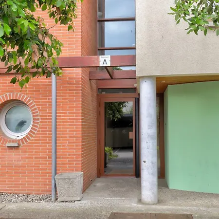 Le Bon Voyage ~ Terrasse ~ Parking ~ Cambo アパート *